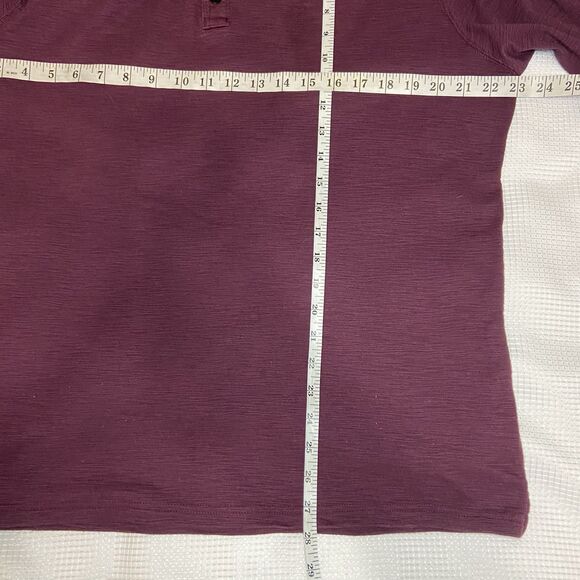 APT 9 Premier Flex Men's Long Sleeve Burgundy 1/4 button Shirt Sz L - Picture 3 of 6